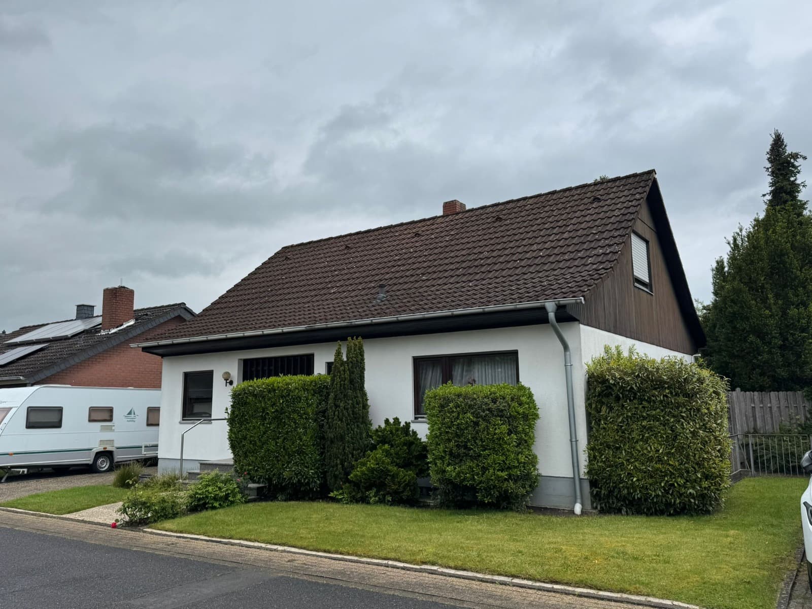 Ansicht von der Straßenseite